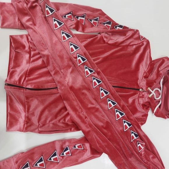 Brand New women's track suits, with our brand name on it (LOLBOD) - Picture 3 of 10